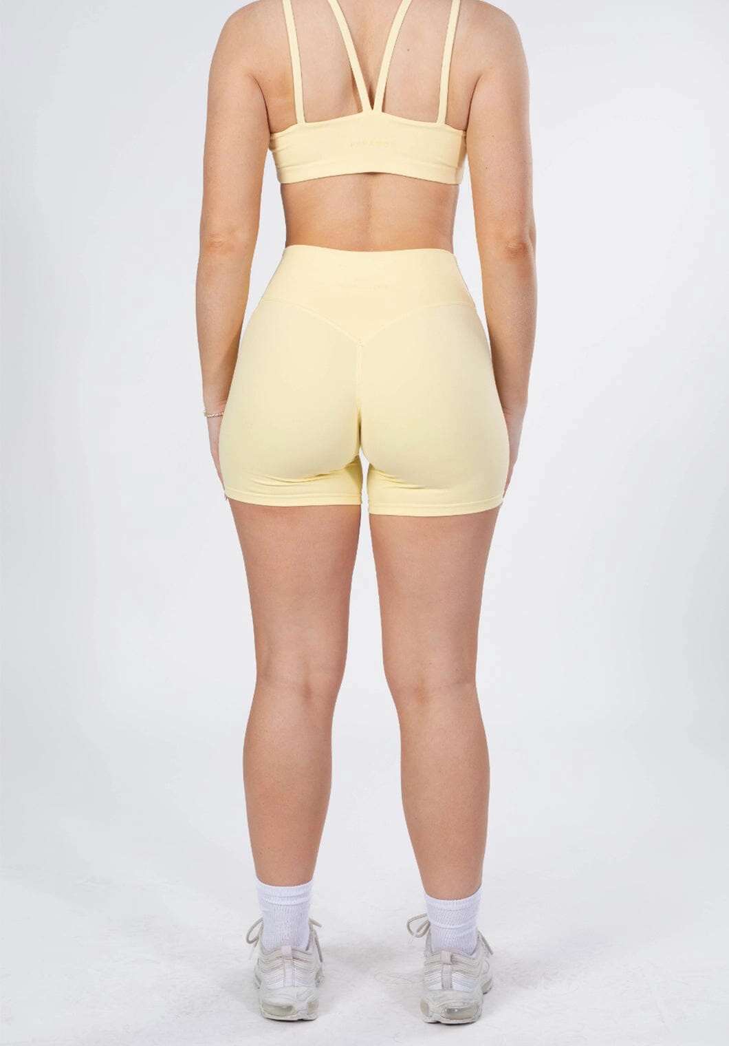 Stretchable Waist Cozy Comfort Fit UltraLux Curve Contour Sculptseam? Short Lemon Drop
