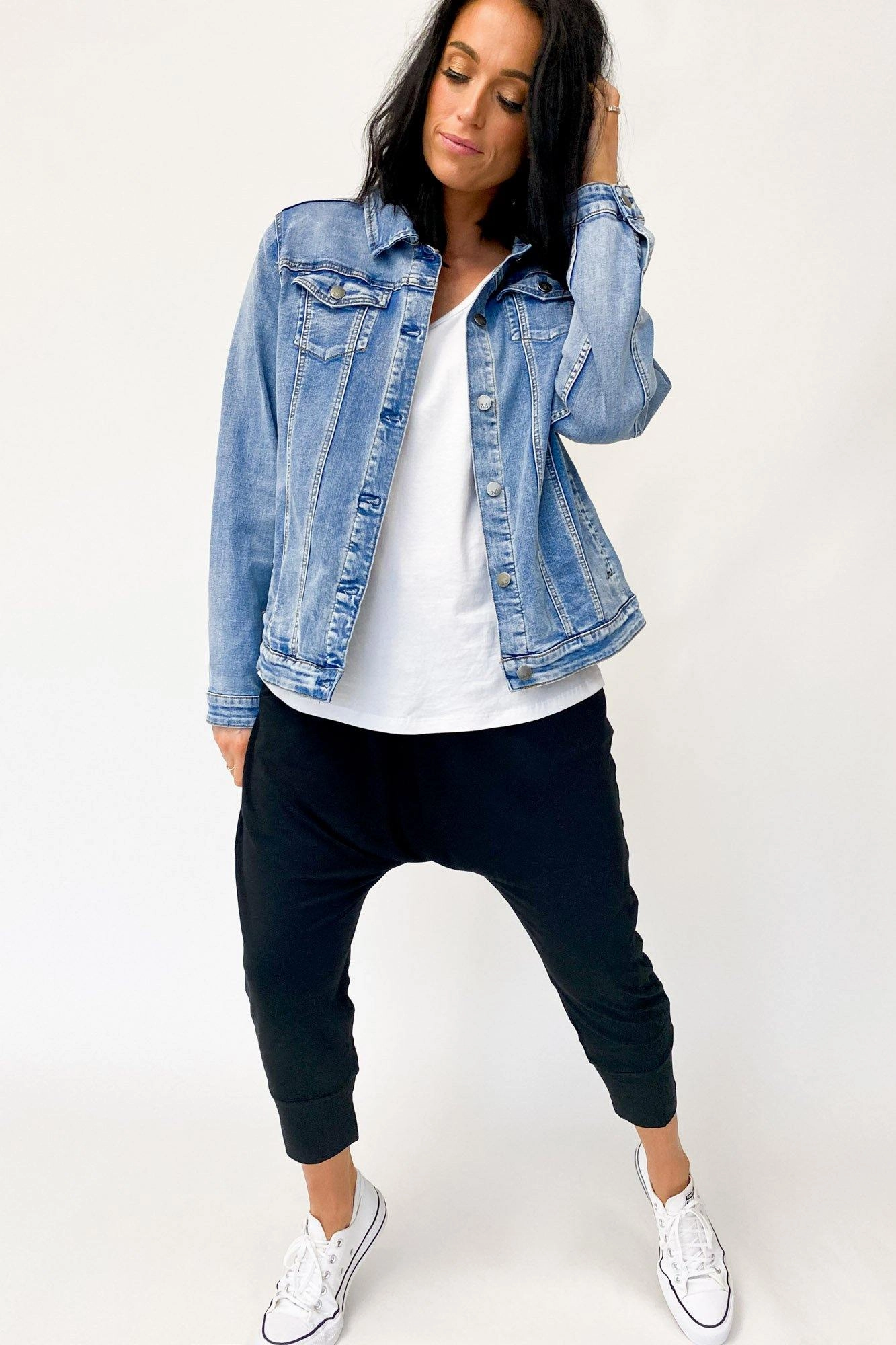 Shine On Label Quinn Stretch Denim Jacket Blue Hollow Fiber Fill