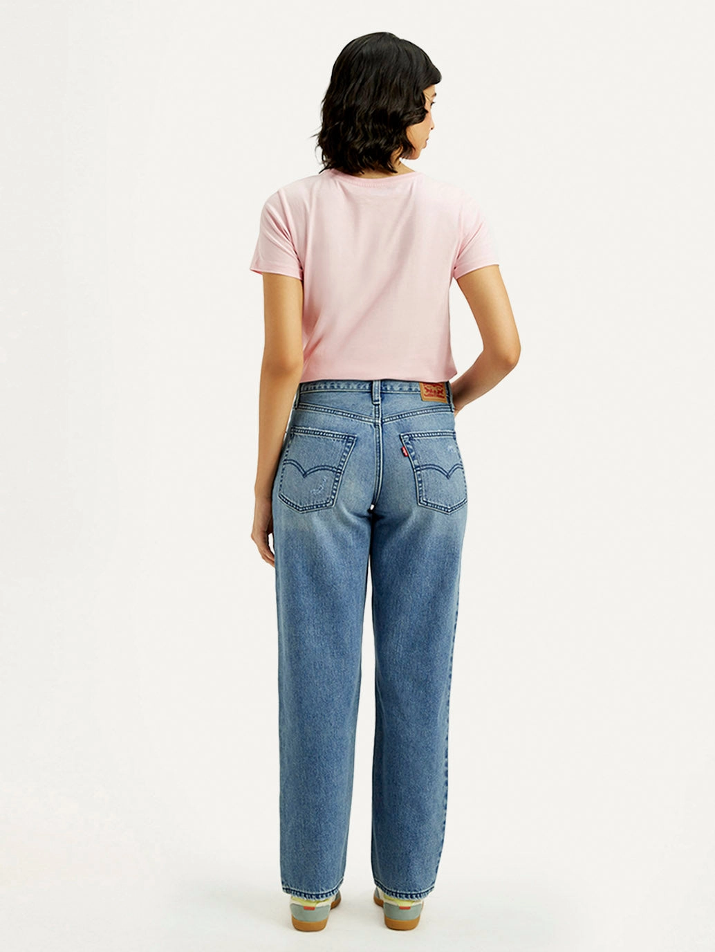 Women's 94 Med Indigo Baggy Fit Mid Rise Jeans Traveler Gear Bold Look Smart Comfort