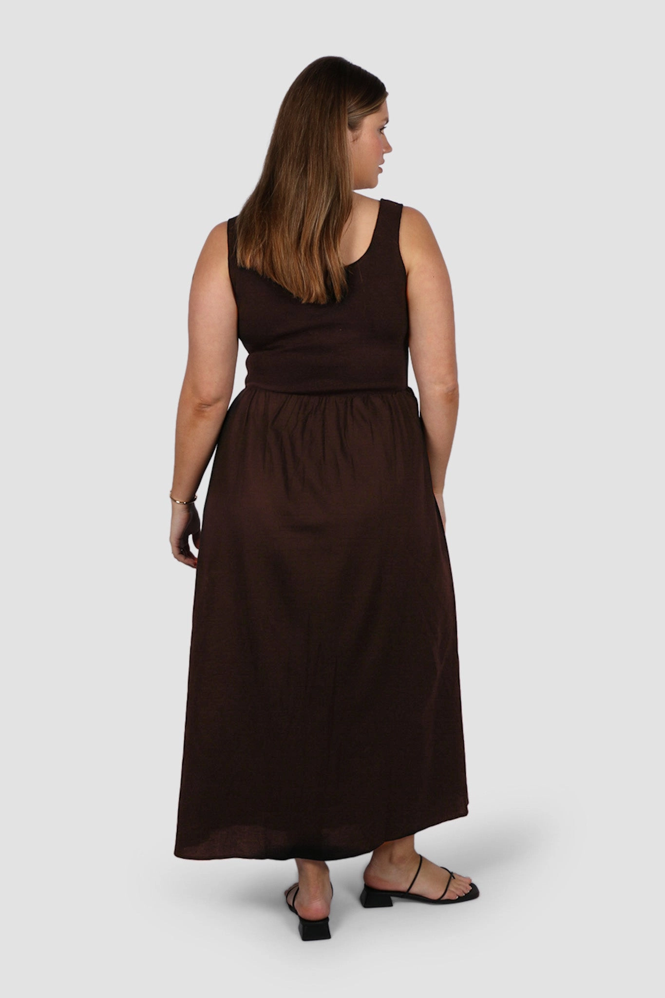 Feminine flowing piece Night Mood MYRA DRESS CHOCOLATE