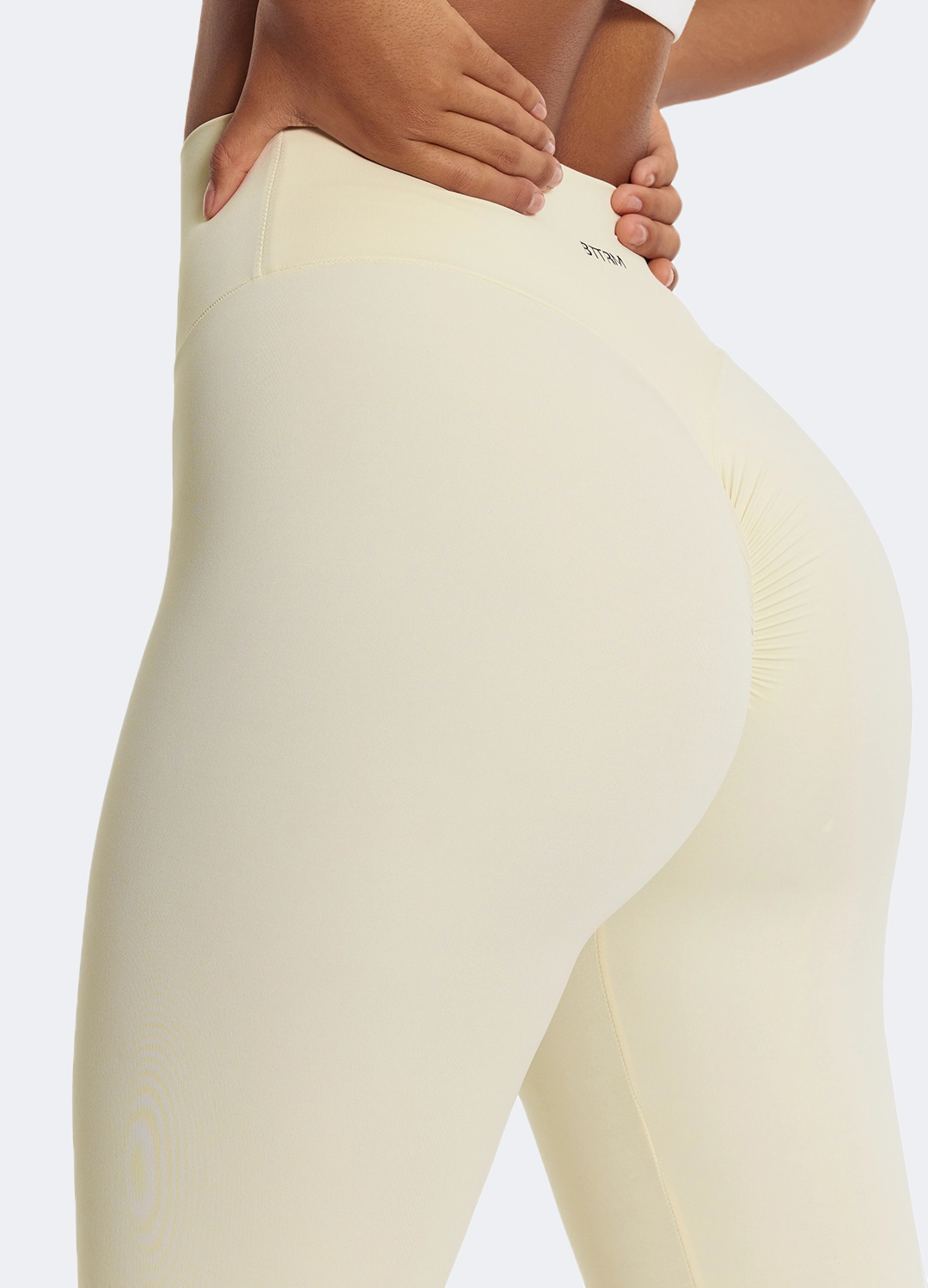 Flexible Performance V-Seam Leggings with Push Up