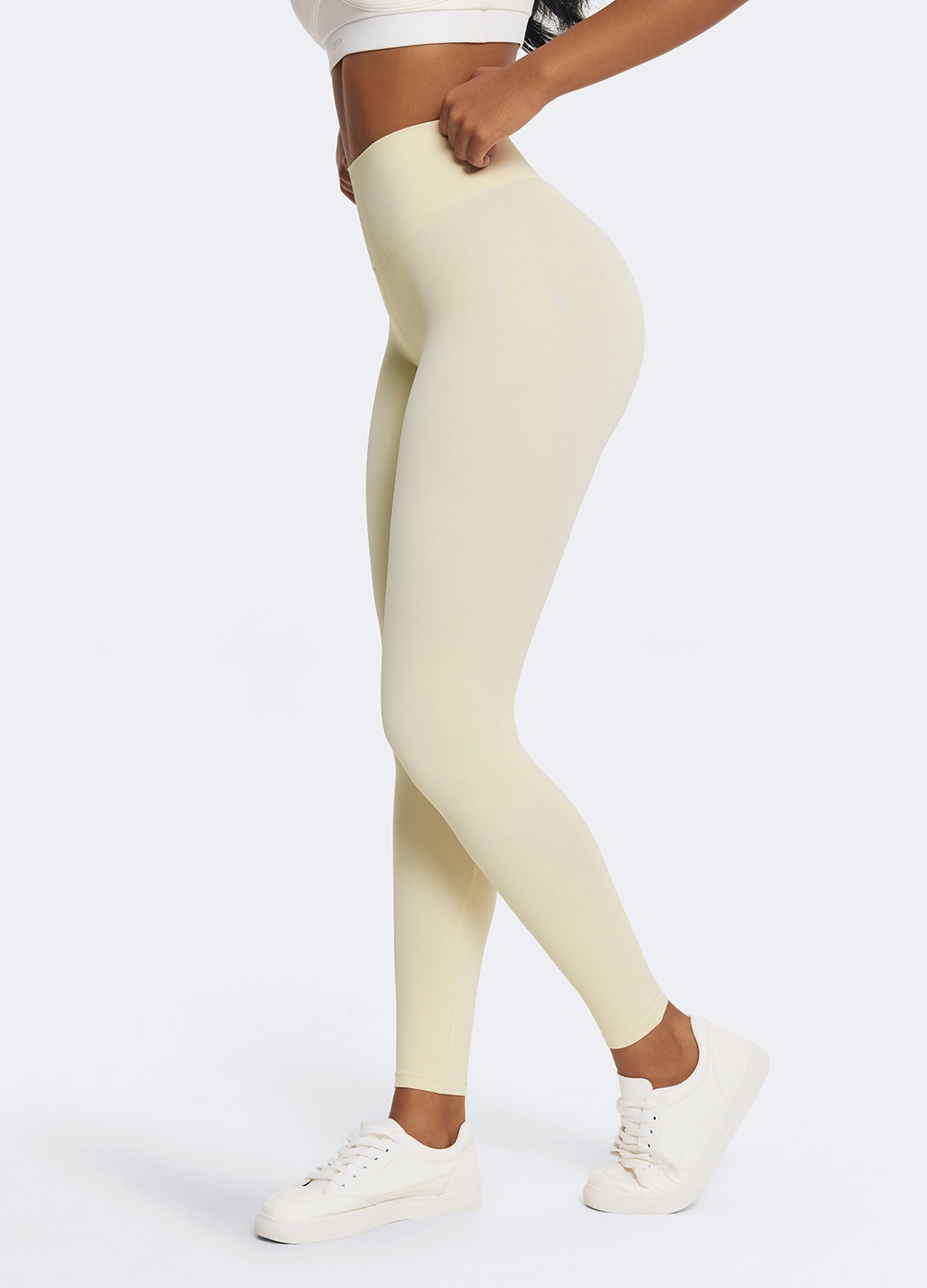 Temperature Regulating Fabric V-Seam Leggings with Push Up