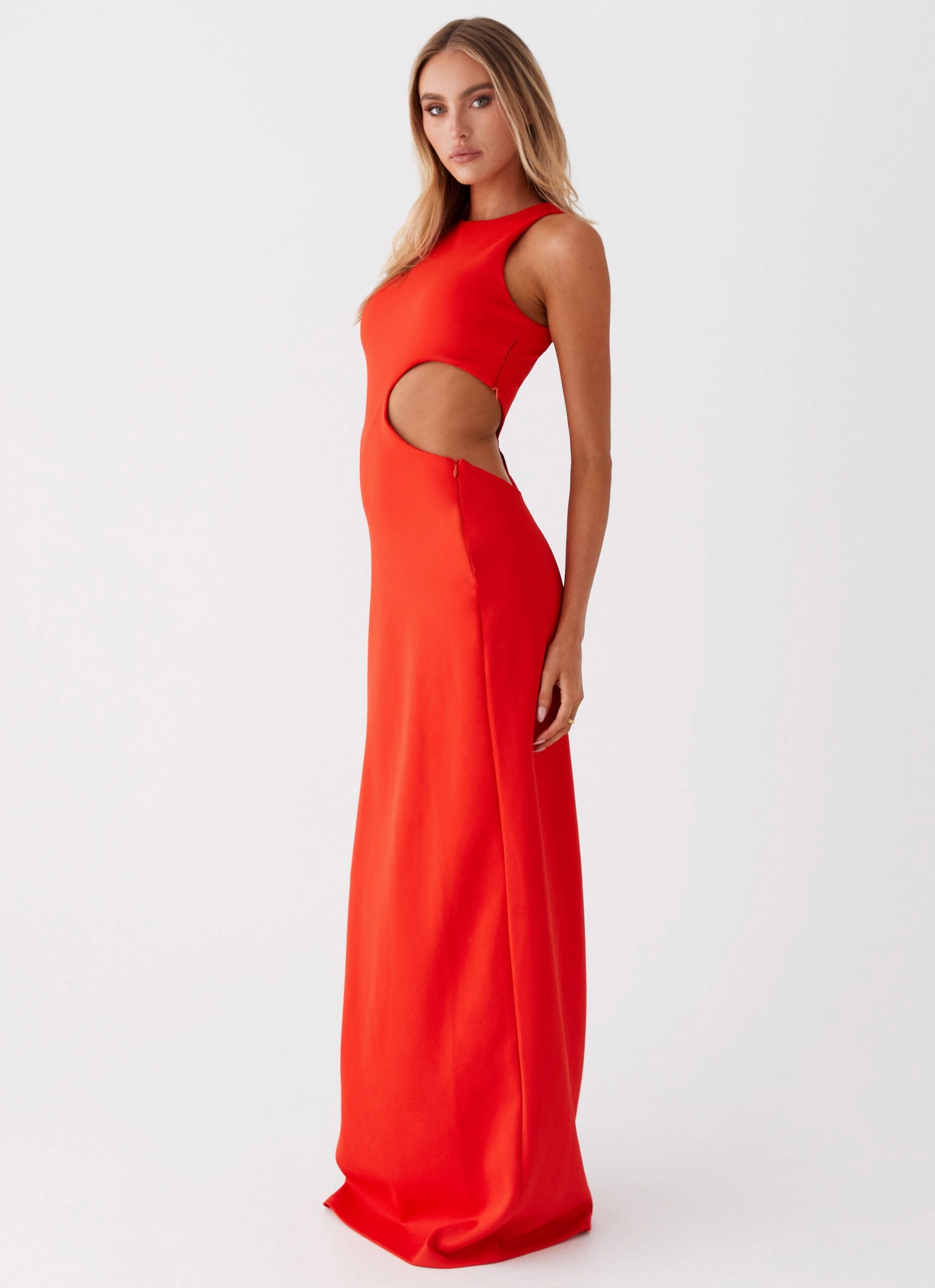 Urban Ready Vaeloria Maxi Dress - Red