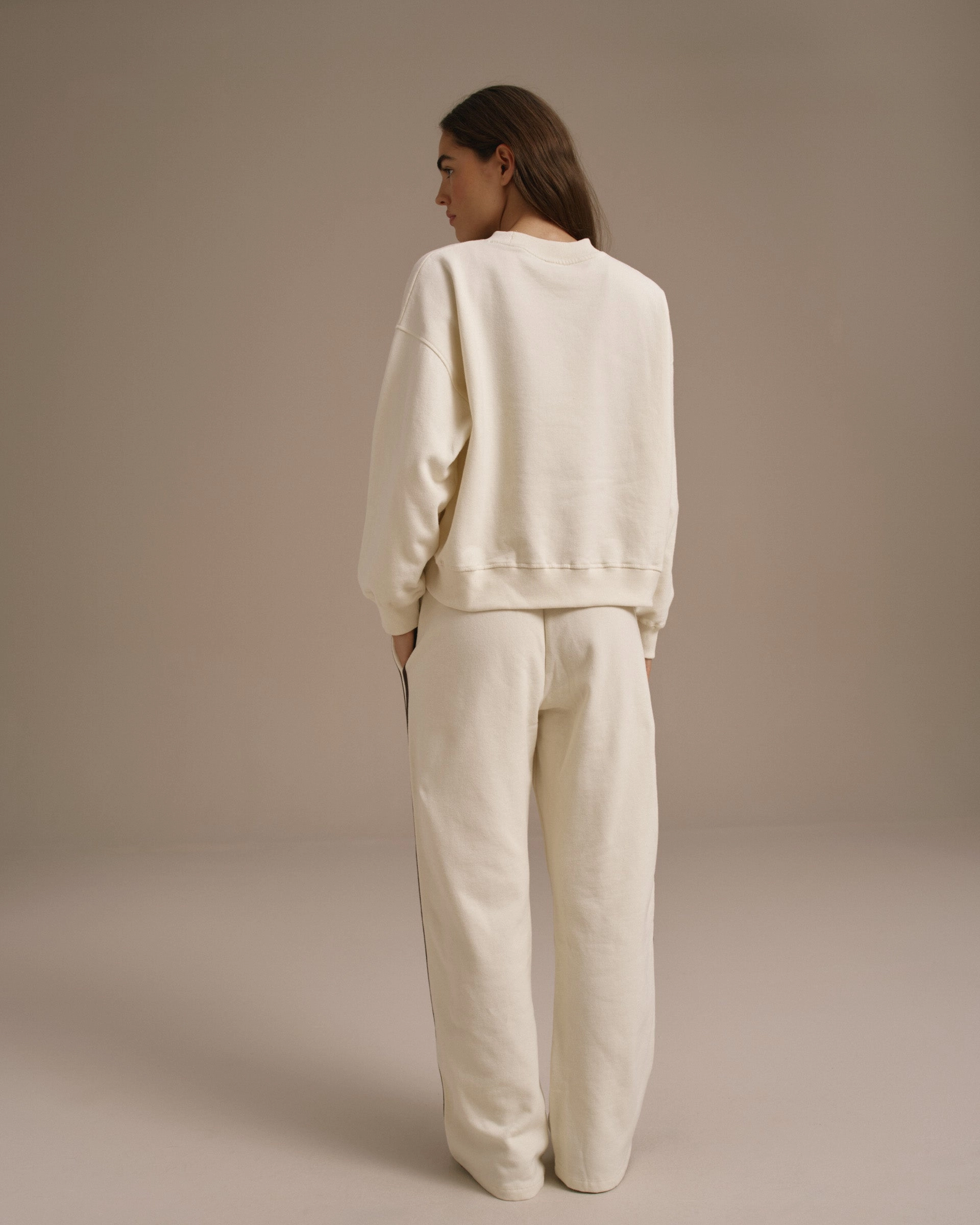 Varsity Loose Fit Sweatpants - Marshmallow White/Coffee Bean Adaptable Fit