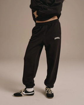 Varsity Sweatpants - Black Quick drying material