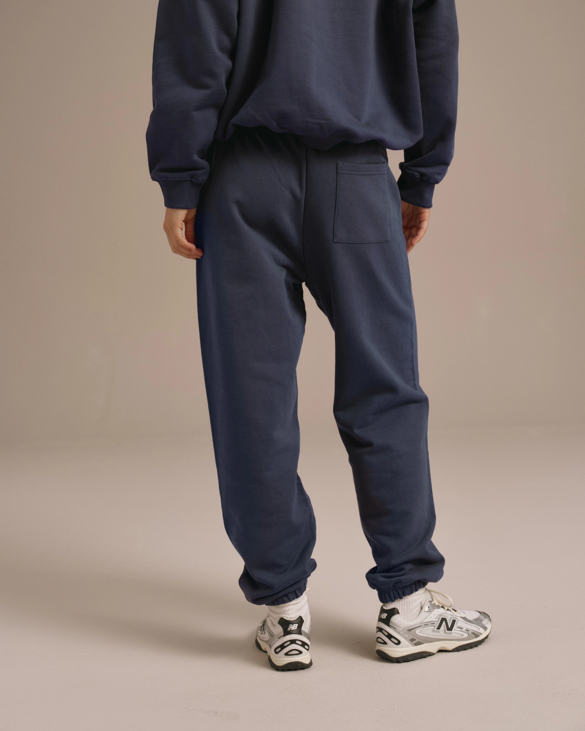 Varsity Sweatpants - Midnight Blue WaterRepellent Low-rise style