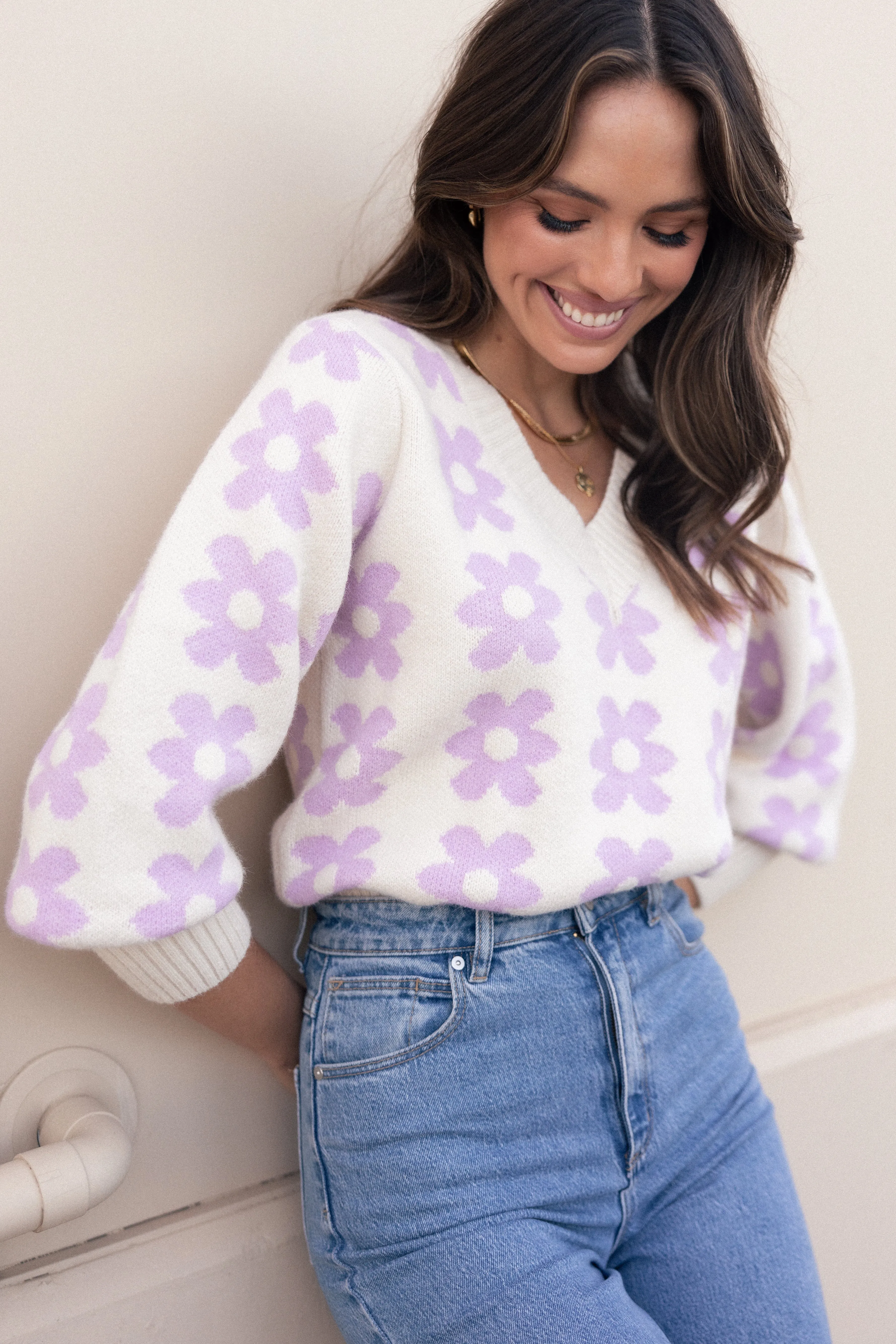 GarmentDyed Effect Smart Fit Remi Vneck Flower Knit Sweater - Lilac