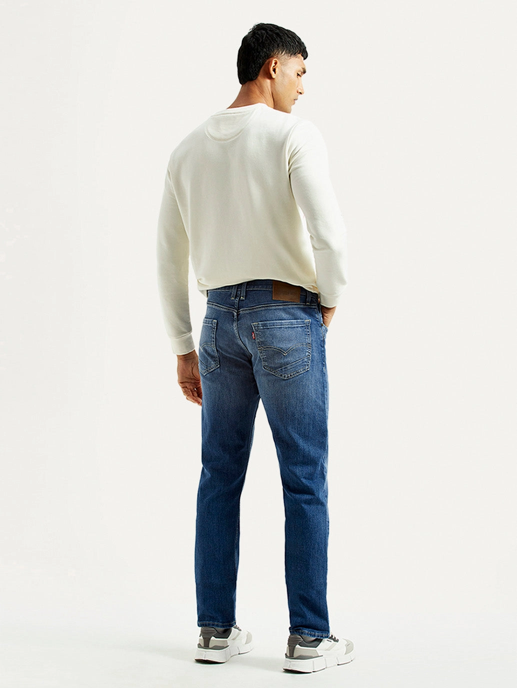 Men's 513 Blue Slim Straight Fit Mid Rise Jeans No Gap Waist Design