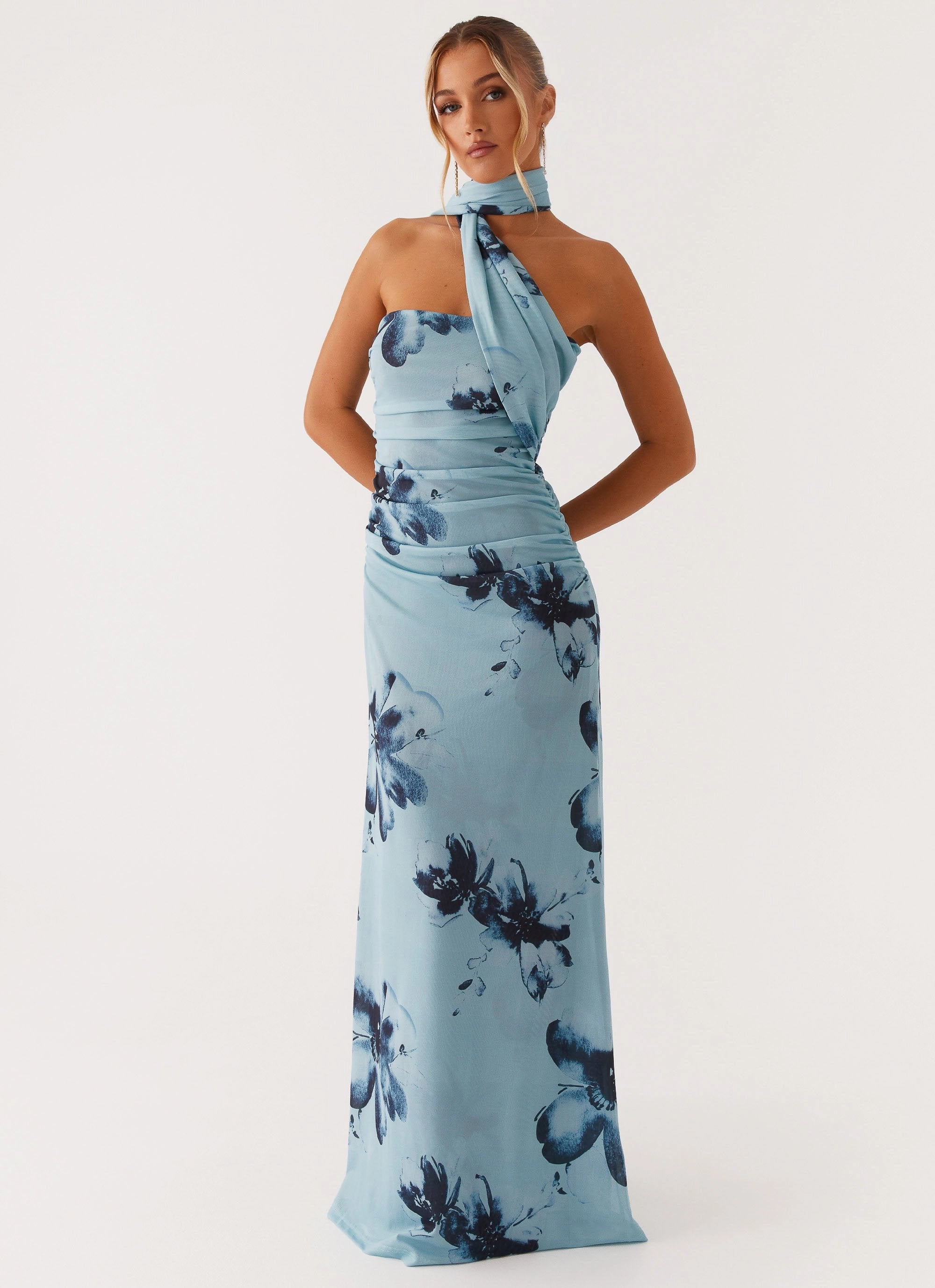 Songbird Maxi Dress - Blue Black Floral MoldResistantTexture