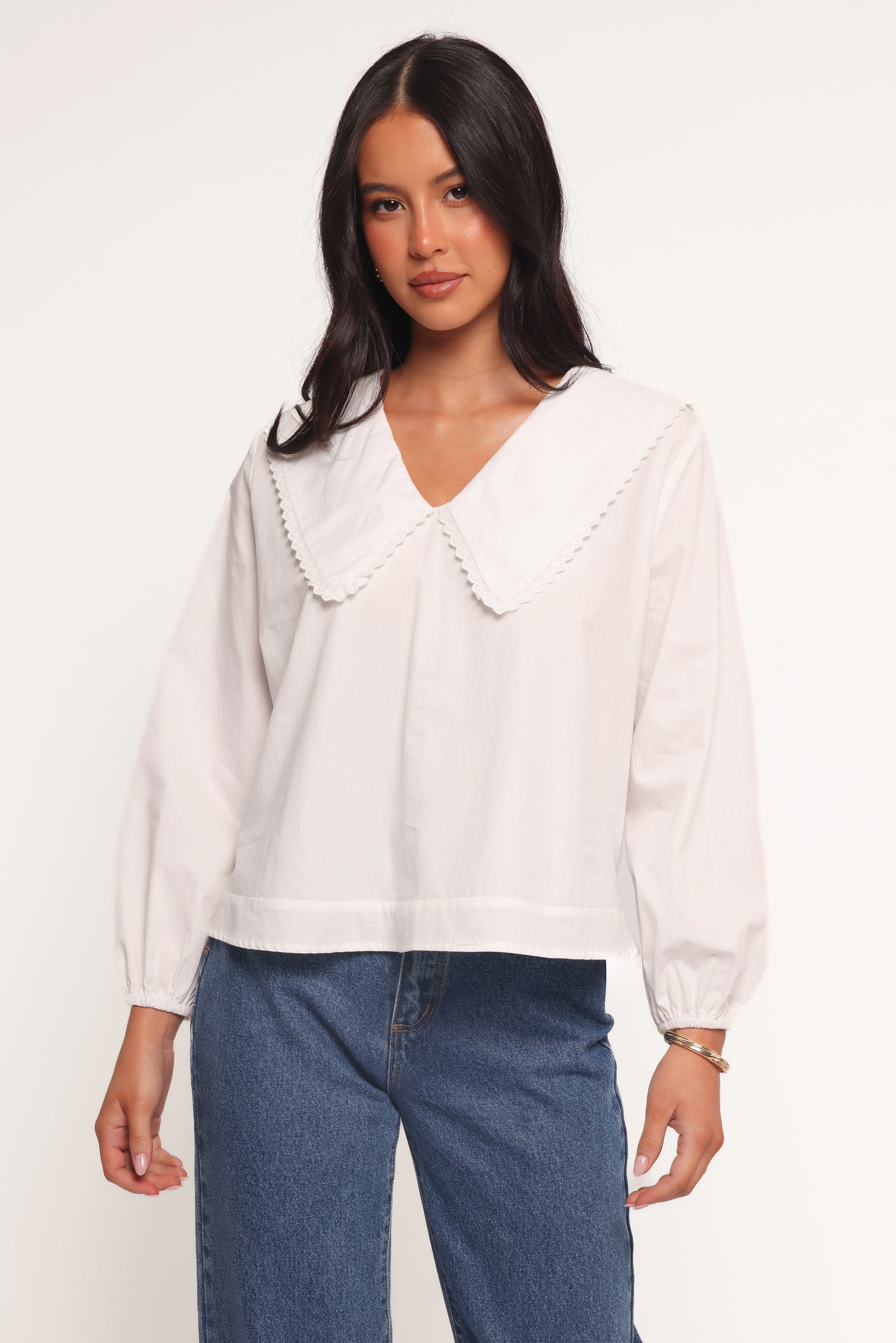Sweat-Absorbing Holiday Gift Kenna Long Sleeve Top - White