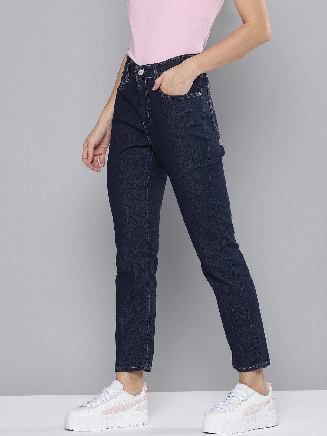 Women's 724 Blue Straight Fit High Rise Jeans Relaxed Look