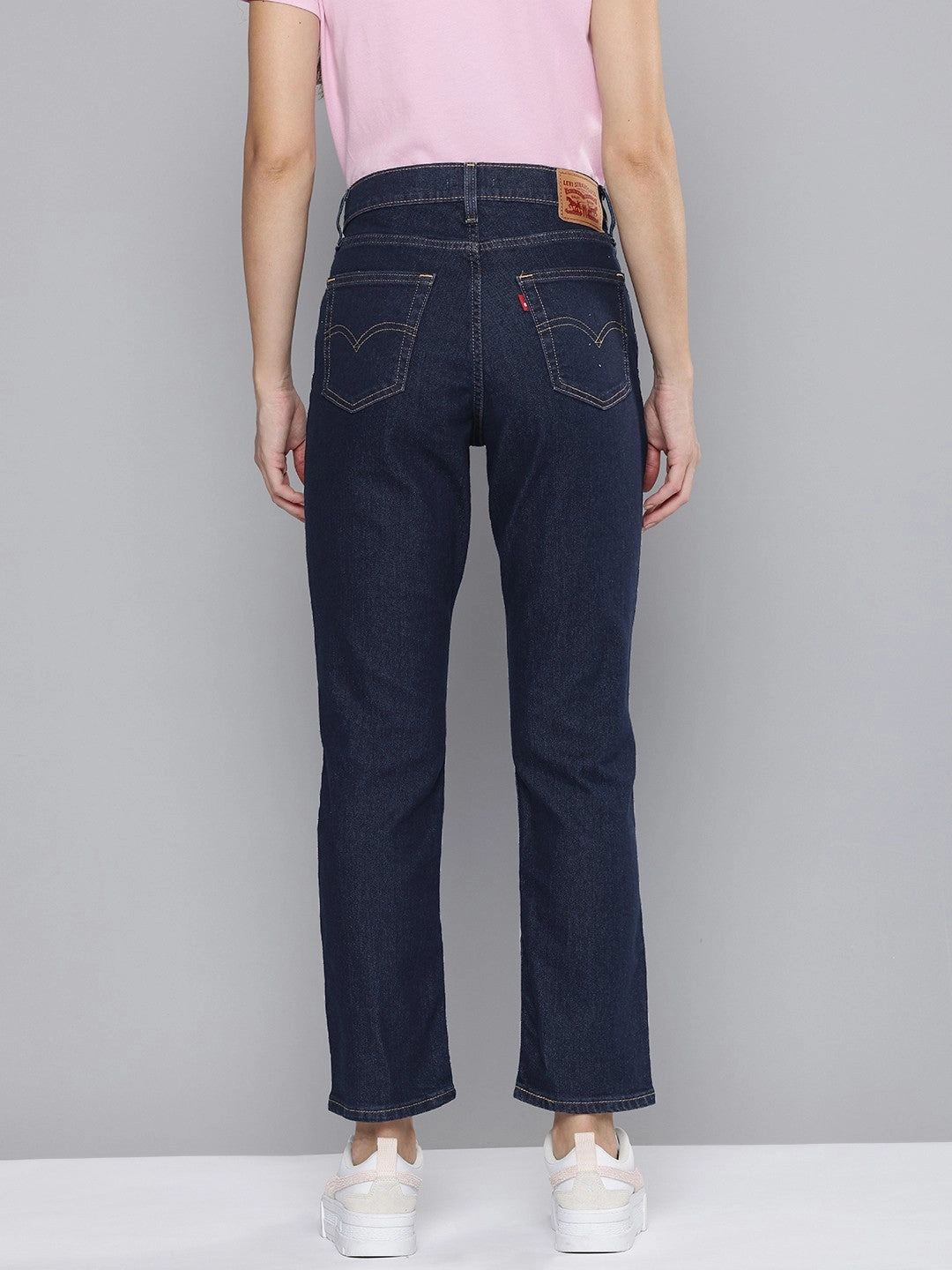 Women's 724 Blue Straight Fit High Rise Jeans Cool Day Look Street Basics