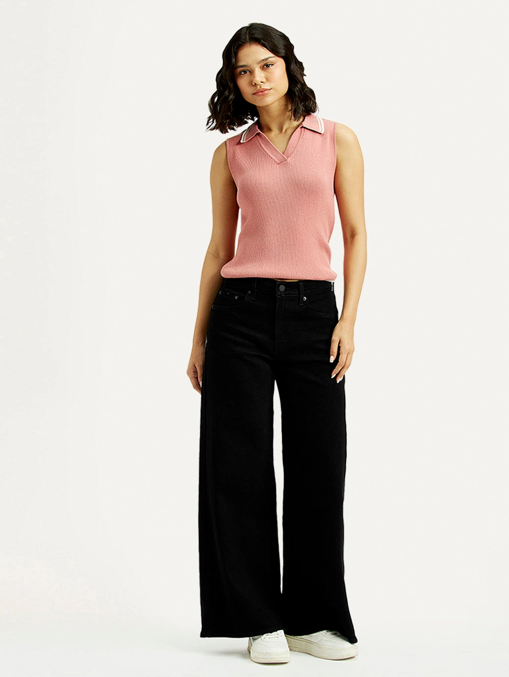 Outdoor Enthusiast Sunny Vibes Teen Outfit Active Days Women's 728 Black Flared Fit High Rise Jeans