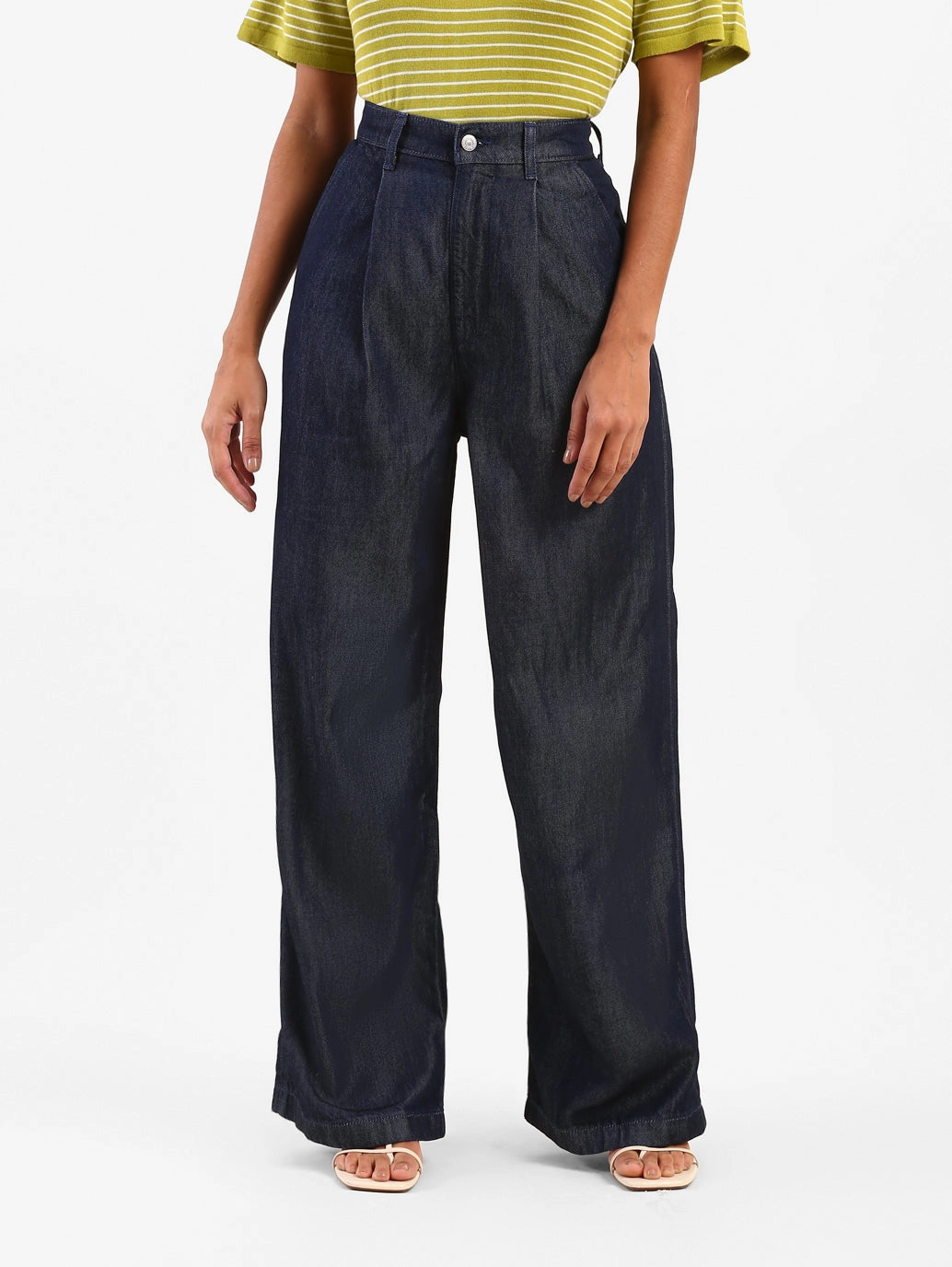 Women's Blue Pleated Loose Straight Fit High Rise Jeans Evening Stroll Weekend Getaway