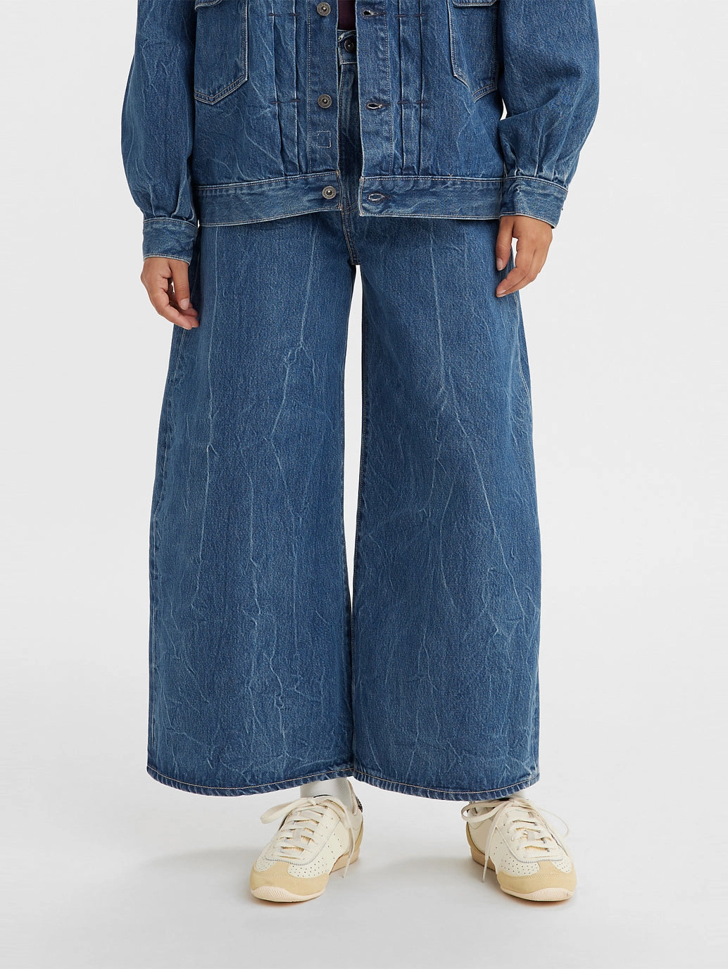 Contemporary Look Women's Blue Wideleg Fit Mid Rise Jeans