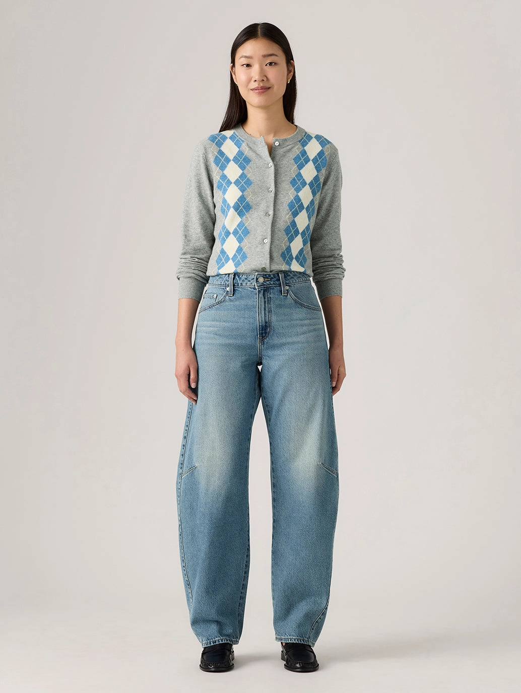 Women's Indigo Barrel Loose Fit Mid Rise Jeans Loose Textured Travel Outfit Contemporary Look