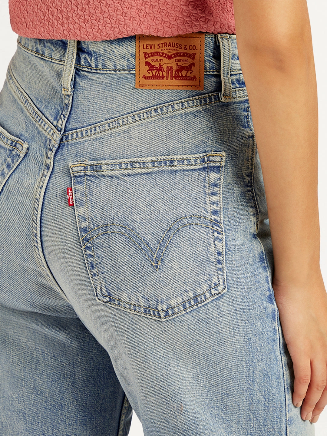 Textured Bold Women's Light Blue Loose Fit High Rise Jeans