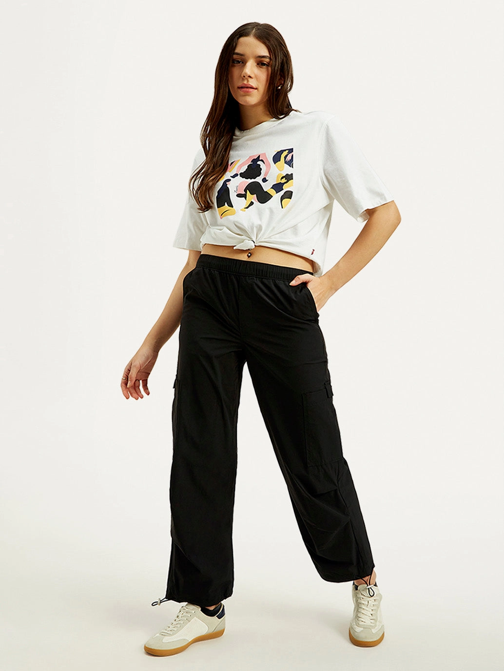 Women's Mid Rise Black?Loose Fit Cargo Trousers Slim Fit Wear