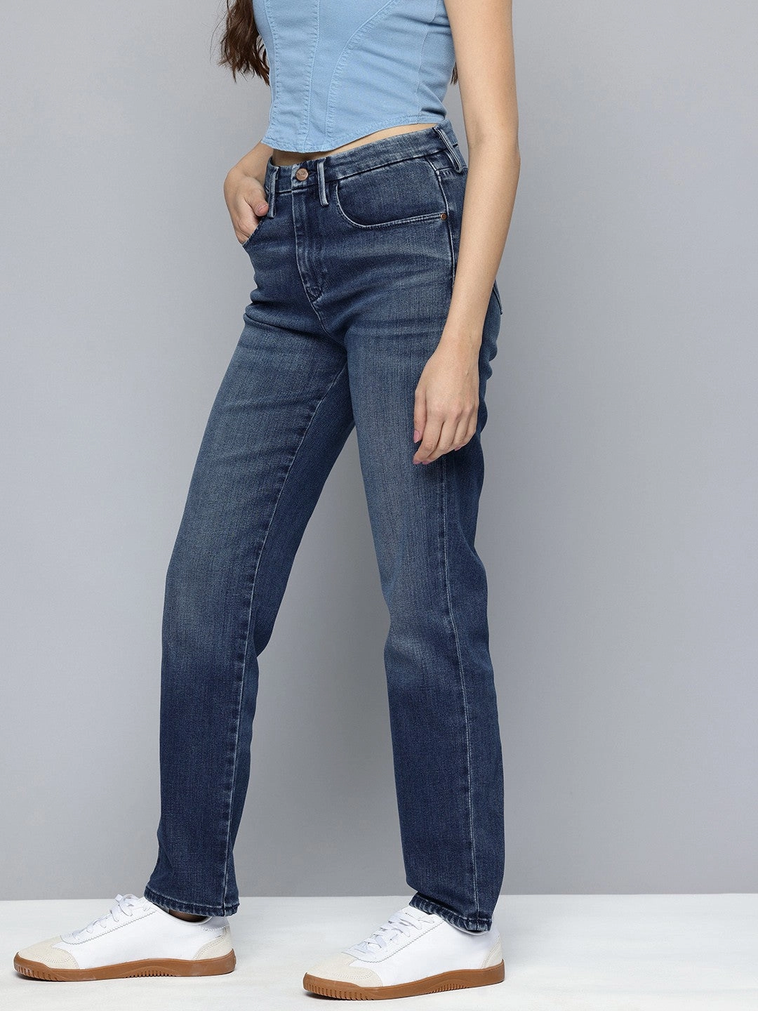 Women's Redloop 724 Blue Straight Fit High Rise Jeans Dynamic Style Fray Resistant Hem