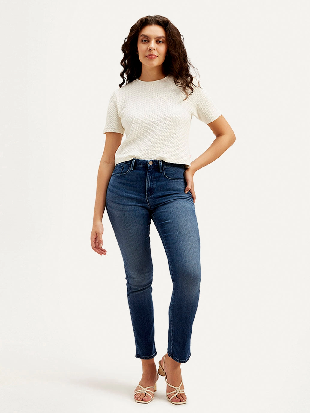 Distressed Detailing Women's Redloop Dark Blue Loose Fit High Rise Jeans