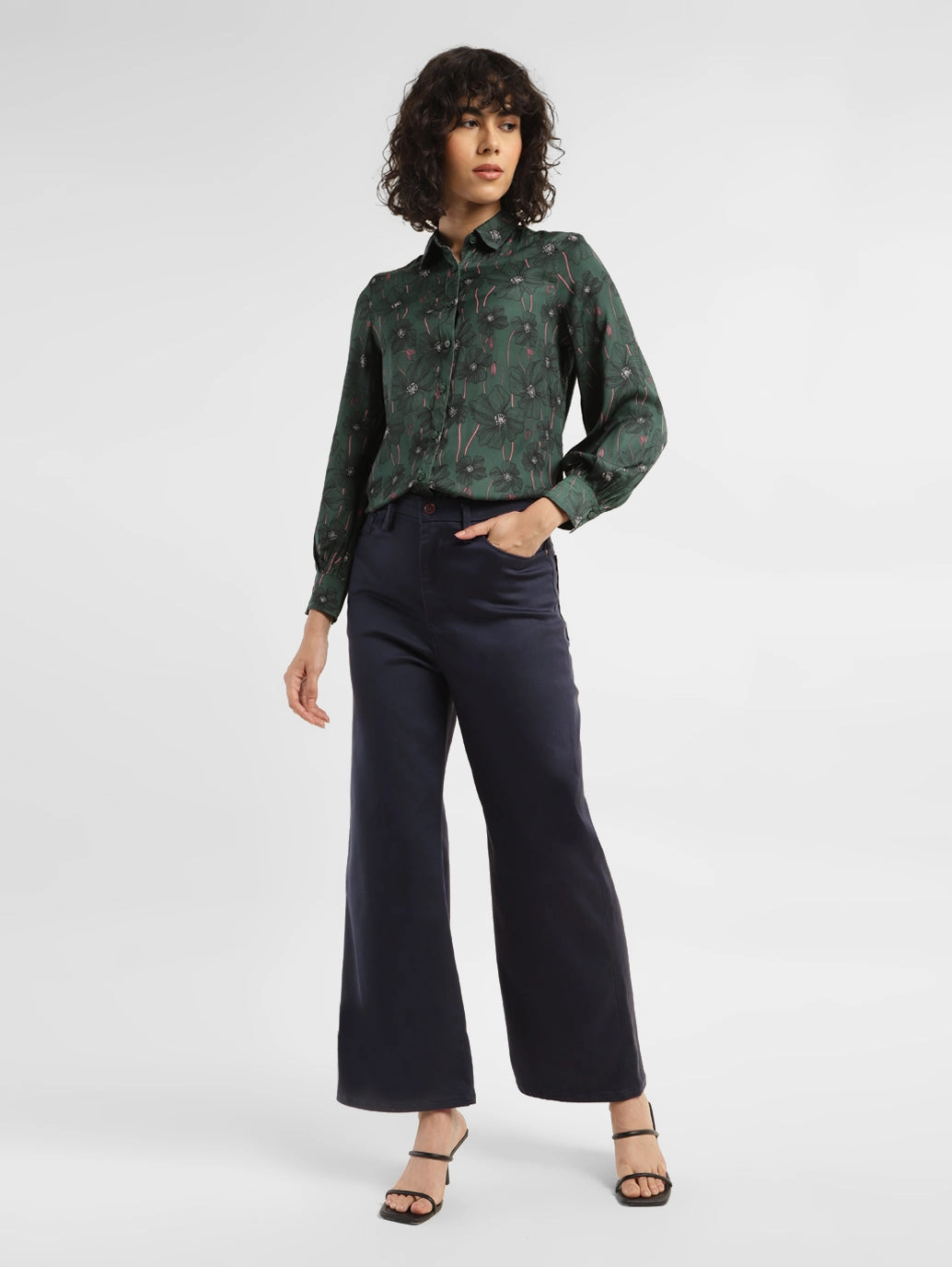 Women's Redloop Navy Blue Ribcage Bell Bottom Wide Leg Fit High Rise Jeans Tailored Cut Lightweight Choice