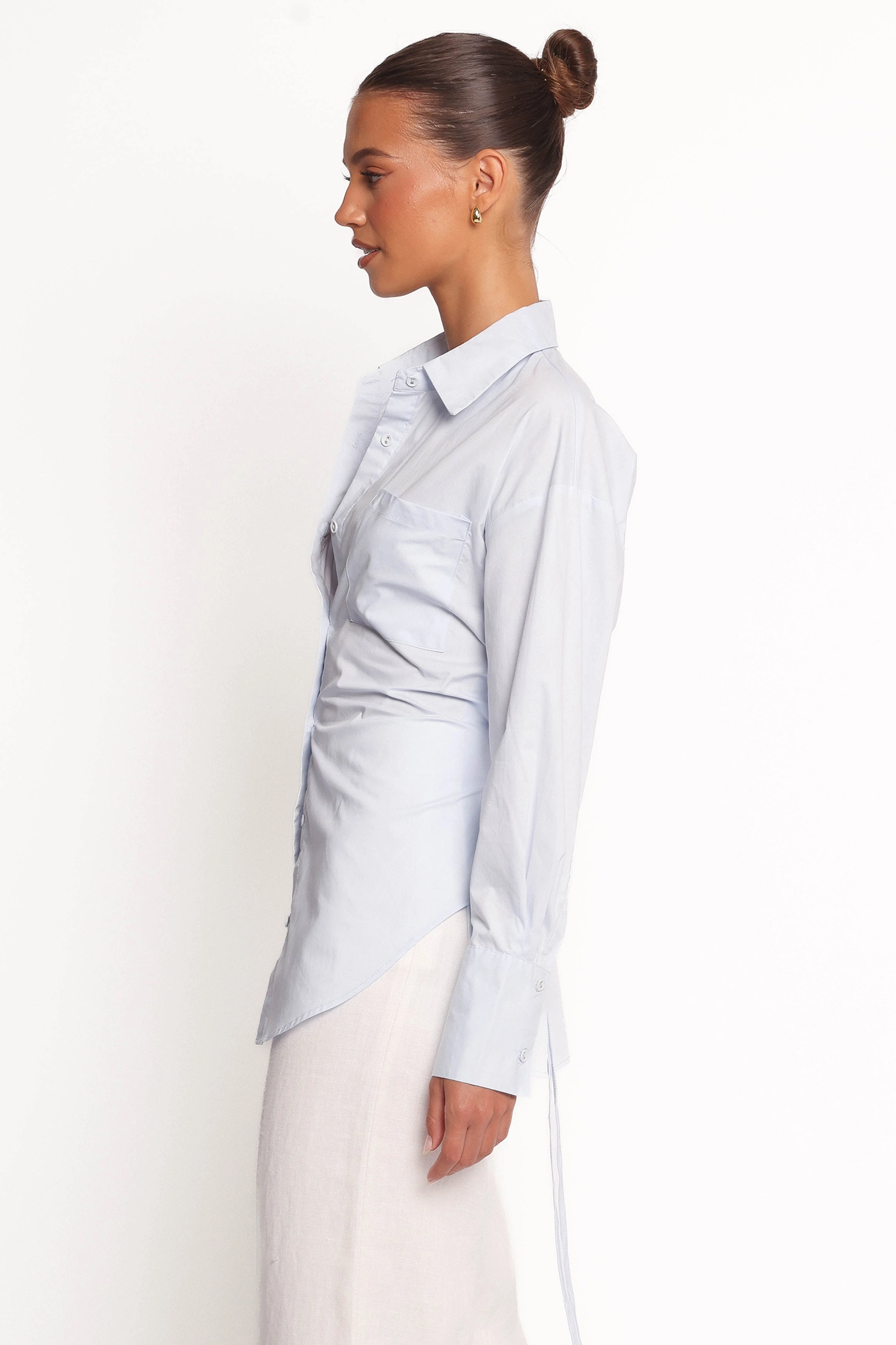Year-Round Favorite Yacra Tie Shirt - Pale Blue