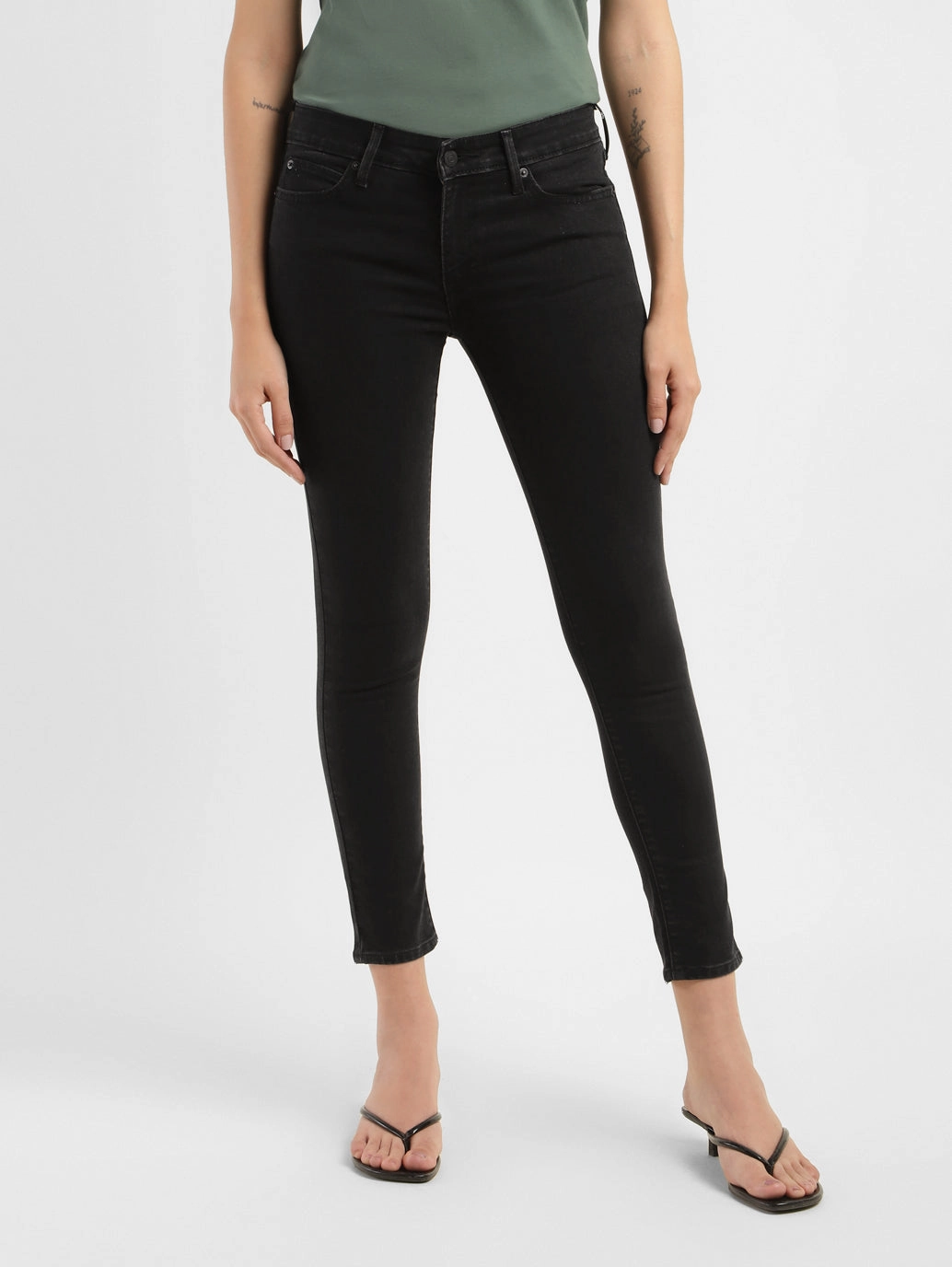 Clean Lines Women's 711 Black Skinny Fit Mid Rise Jeans